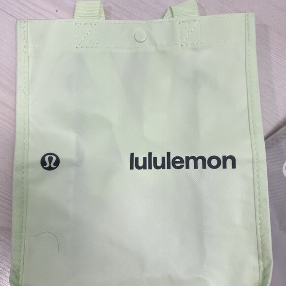 Lululemon Lot of 2 Large and Medium Reusable Shopping Tote Lunch Bags Gray Green - Picture 2 of 9